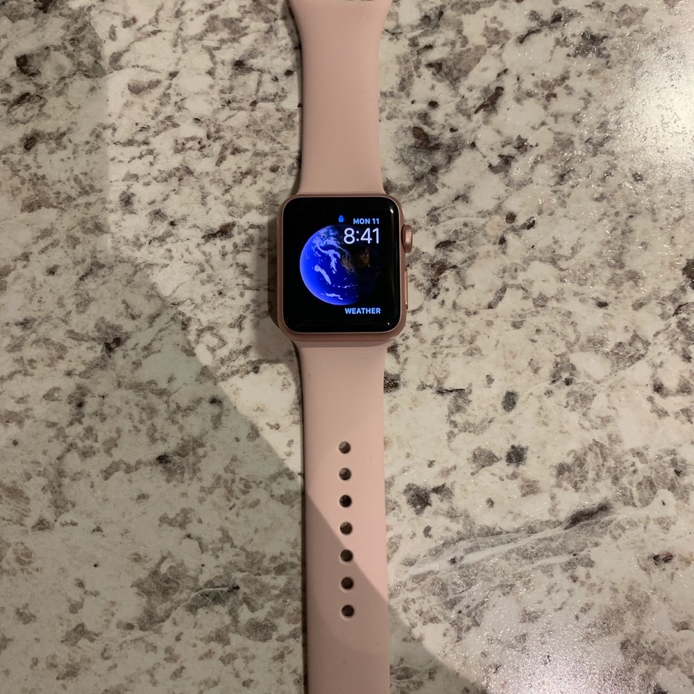 Rose Gold Series 1 Apple Watch 38 mm